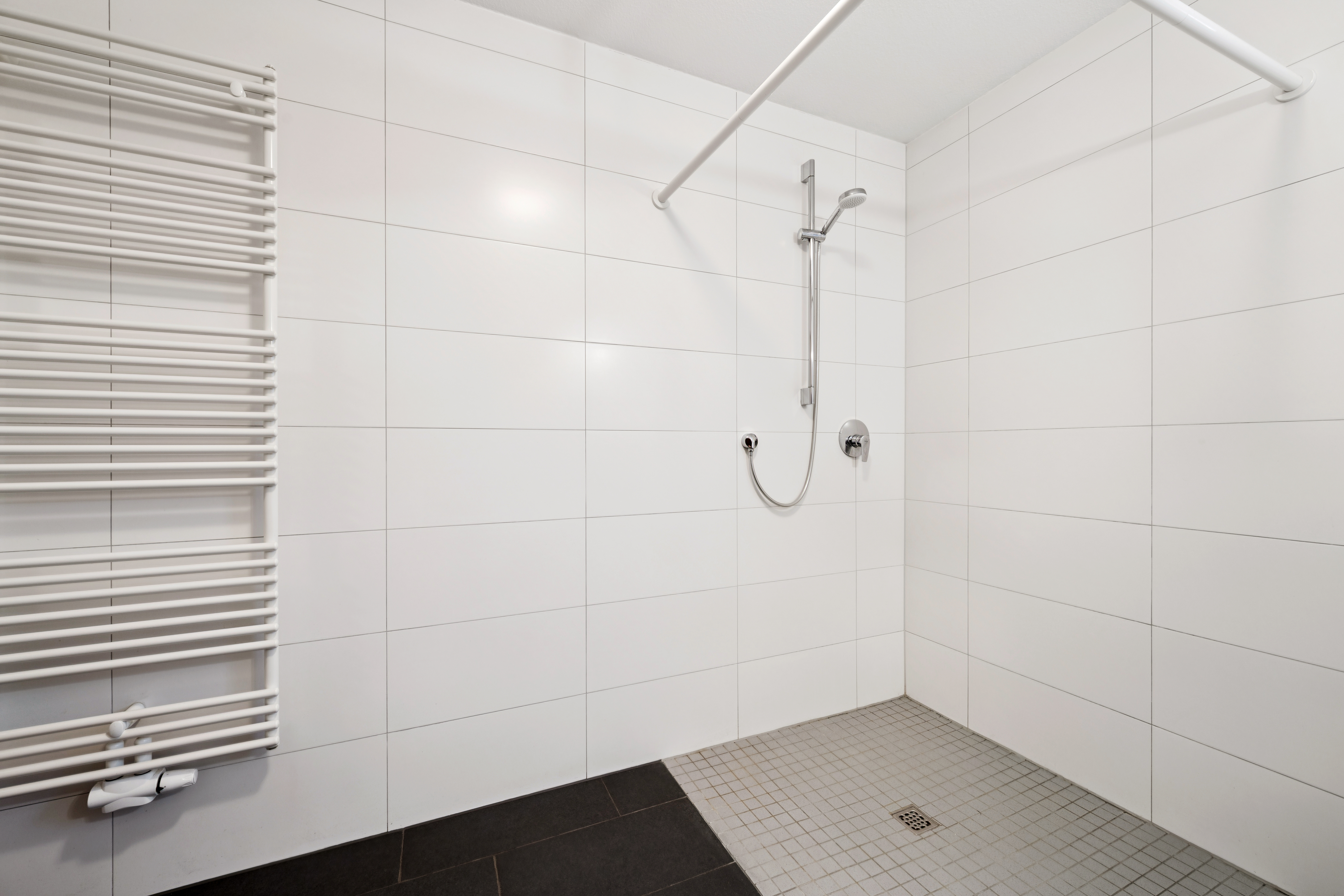 Luxuriöse 2.5-Zimmer-Wohnung mit Aufzug und Stellplatz in ruhiger Lage! – Bild 7 in Amstetten-Dorf